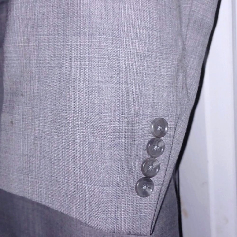 Solid Gray Luxe Mens Suit, 44L, 40W / 30L - Picture 7 of 12